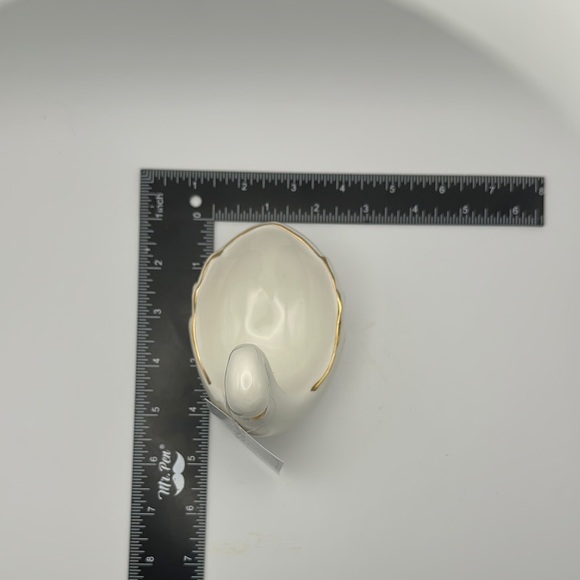 Target Bullseye Elegant Ceramic Swan Trinket Dish - Picture 4 of 6